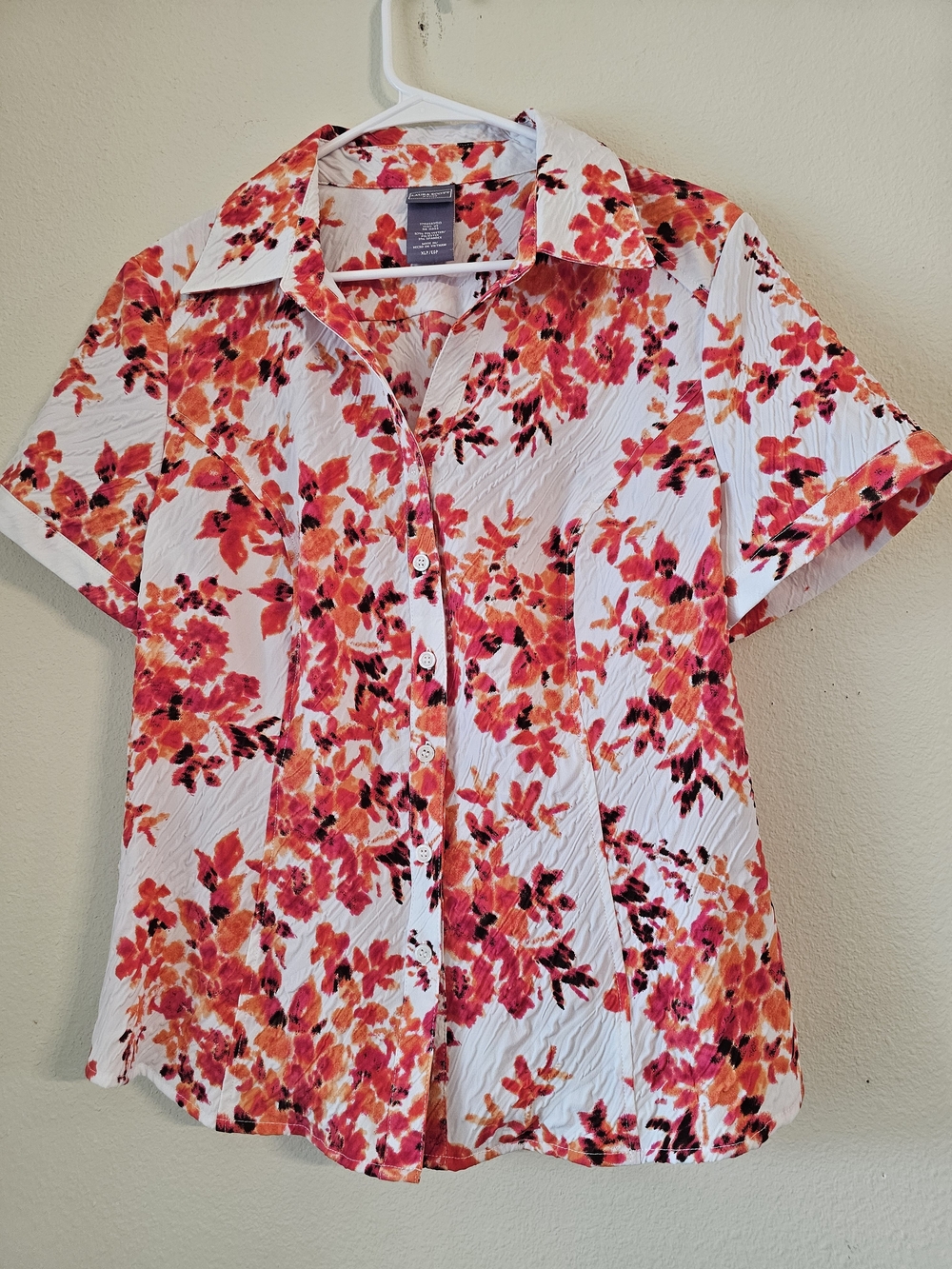 Laura Scott White Short-Sleeve Button Down with Pink & Coral Floral Print